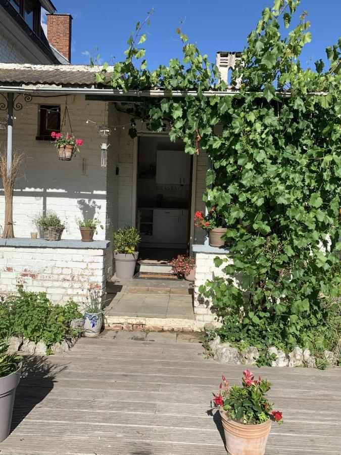 Godinne Gite: A La Courbe Du Fleuve מראה חיצוני תמונה